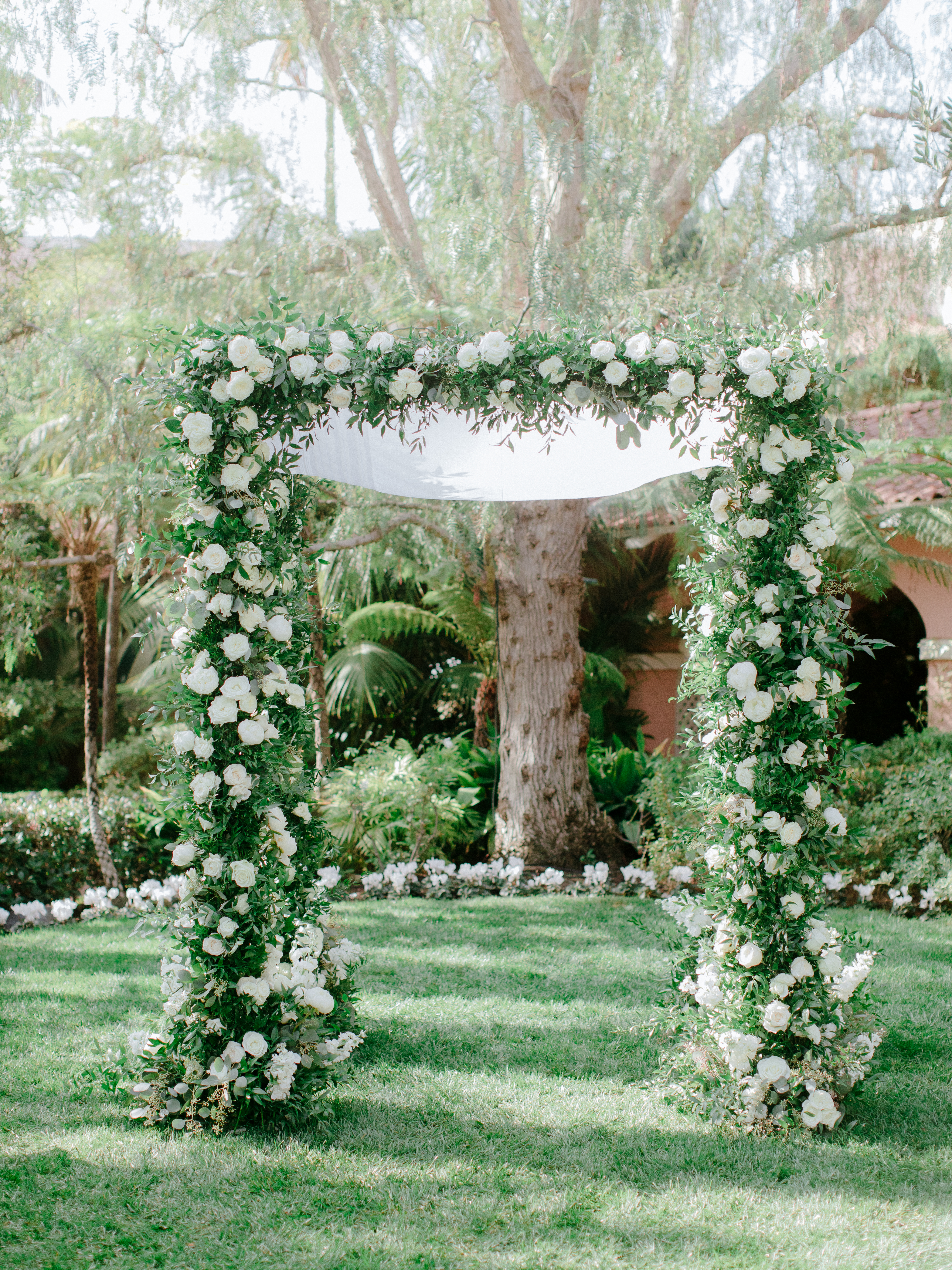 VegNews.VeganWeddings.Canopy