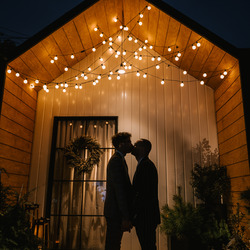 VegNews.VeganWeddings.GabeAdamKiss