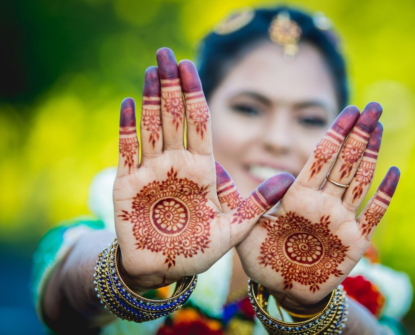 VegNews.VeganWeddings.HennaHands