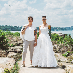 VegNews.VeganWeddings.JJbackdrop